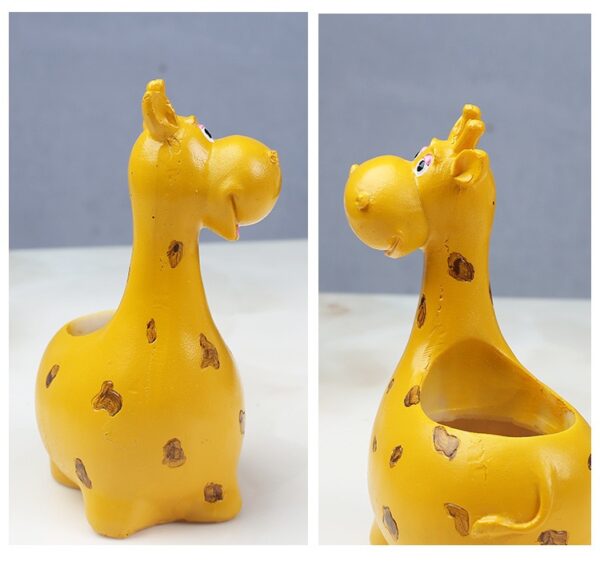 Giraffe Resin Planter - Image 4